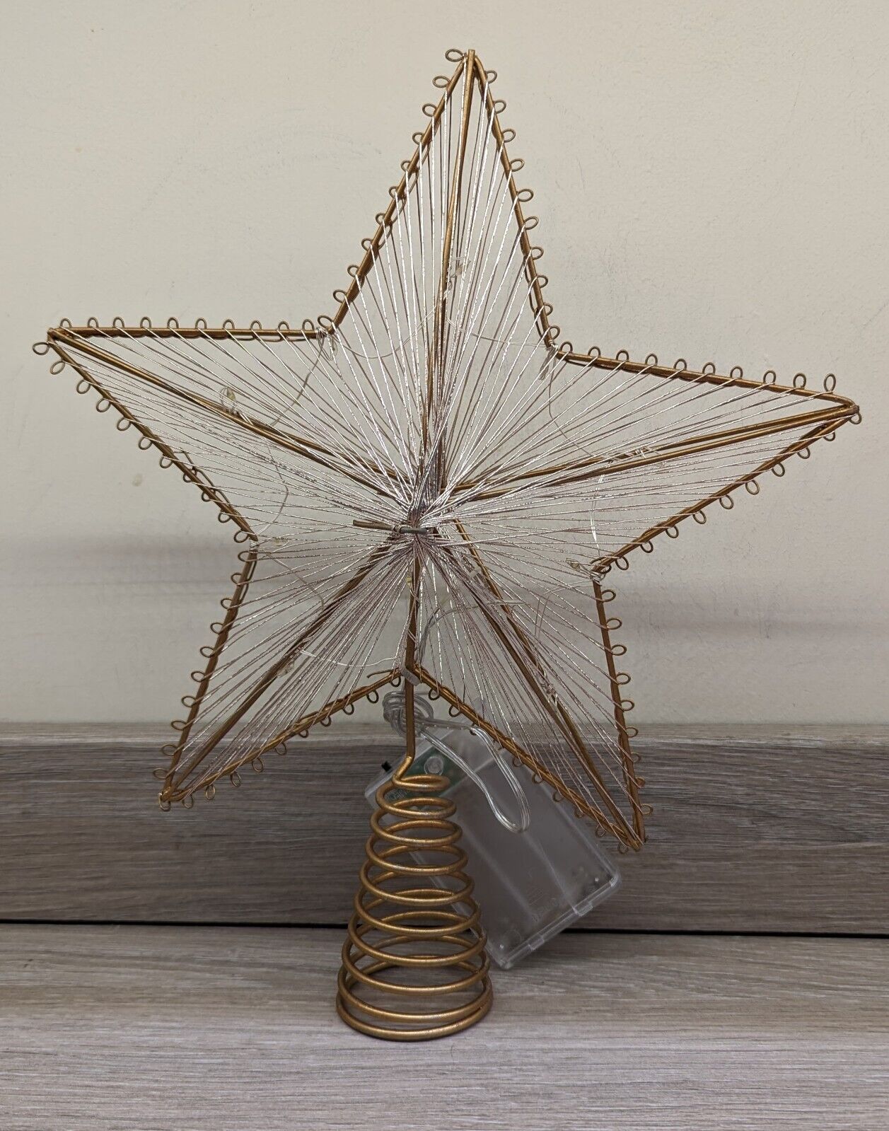 Light Up Star, Christmas Tree Topper, Champagne Gold, Hollow Wire Star
